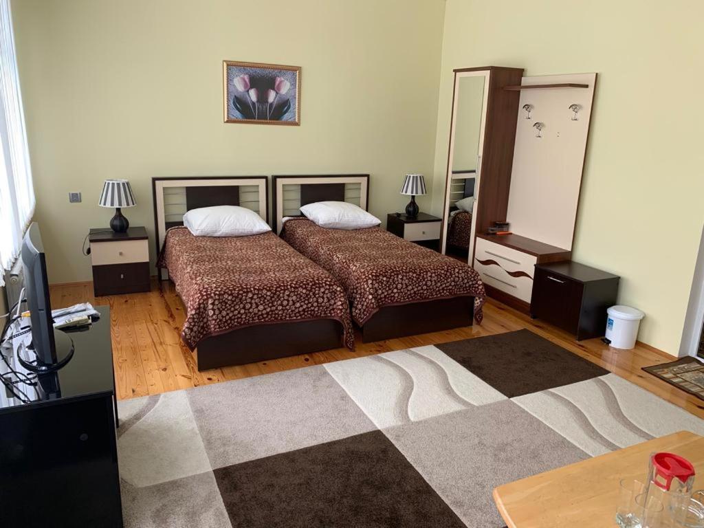 Sheki Avtovagzal Motel Eksteriør bilde